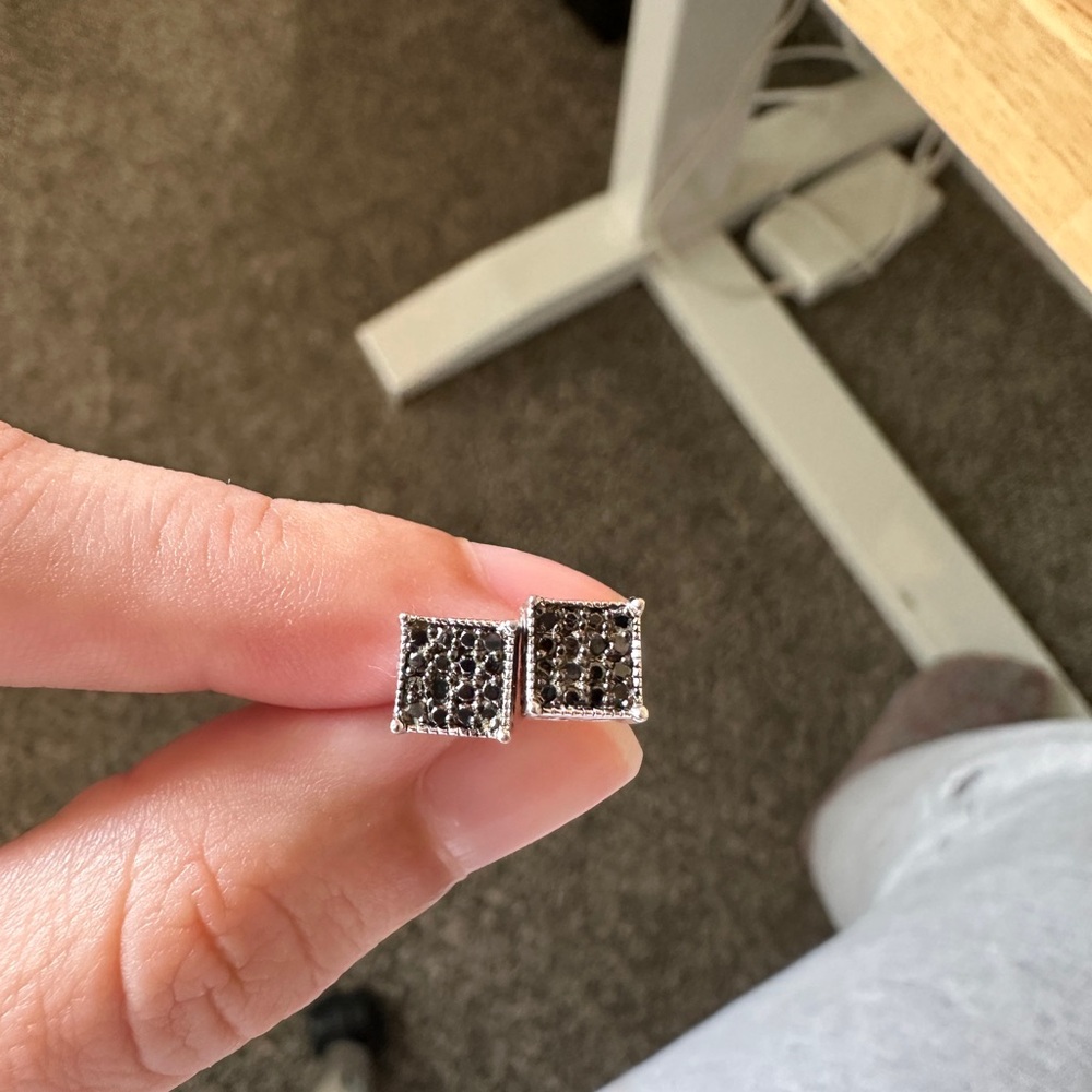 Square Black diamond Silver Stud Earrings